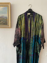 Ladda upp bild till gallerivisning, Crepe silk kimono
