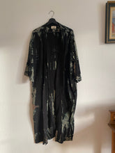 Ladda upp bild till gallerivisning, Crepe silk kimono
