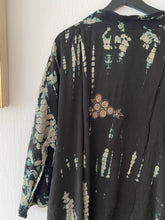 Ladda upp bild till gallerivisning, Crepe silk kimono
