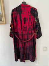 Ladda upp bild till gallerivisning, Crepe silk kimono S/M ( One- of a - Kind)
