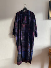 Ladda upp bild till gallerivisning, Crepe silk kimono
