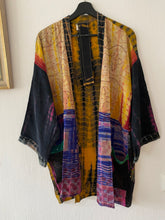 Ladda upp bild till gallerivisning, Crepe silk kimono
