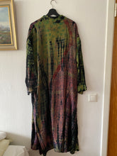 Ladda upp bild till gallerivisning, Crepe silk kimono
